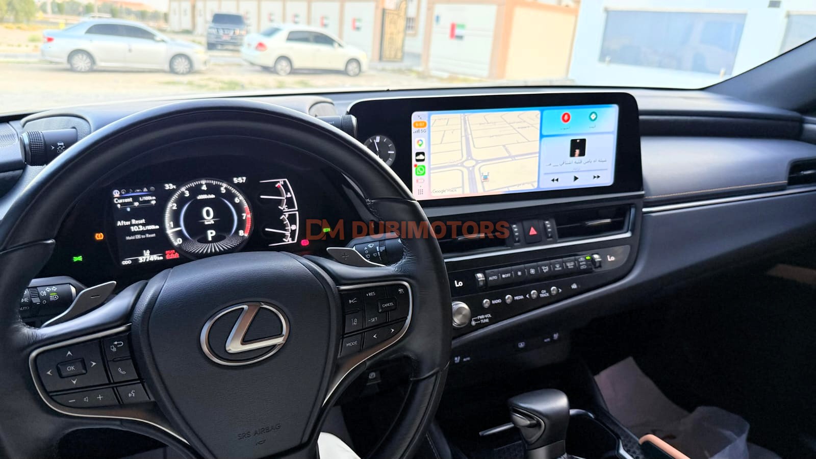 2025 Lexus ES 300h for Sale in Abu Dhabi, photo 8 of 10