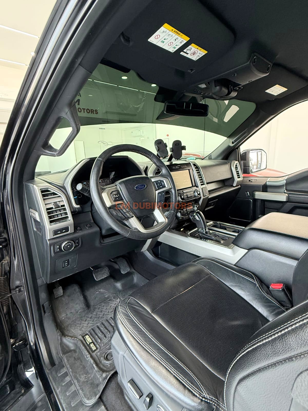 2016 Ford F-150 Lariat for Sale in Abu Dhabi, photo 10 of 14