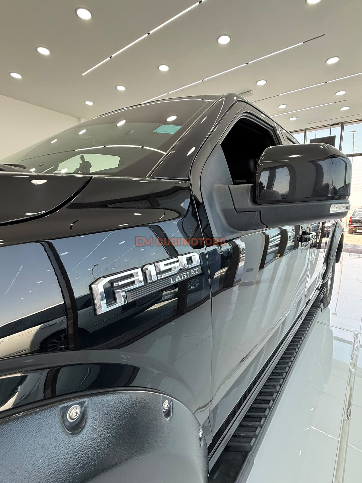 2016 Ford F-150 Lariat for Sale in Abu Dhabi, photo 11 of 14