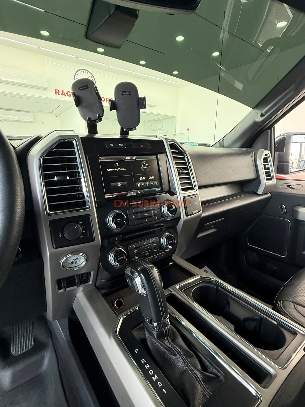 2016 Ford F-150 Lariat for Sale in Abu Dhabi, photo 12 of 14