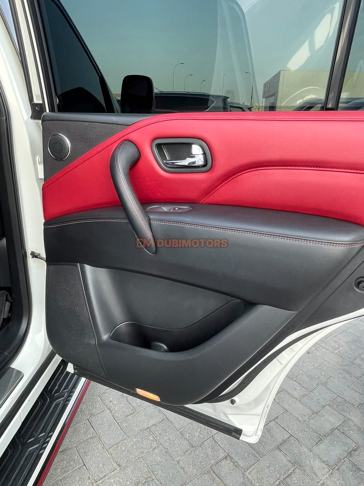 2023 Nissan Patrol Nismo for Sale in Abu Dhabi, photo 13 of 17