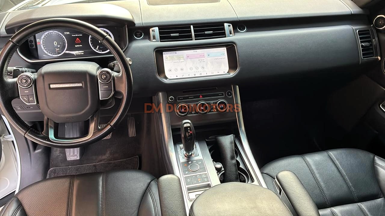 2017 Land Rover Range Rover Sport SE for Sale in Abu Dhabi, photo 13 of 16