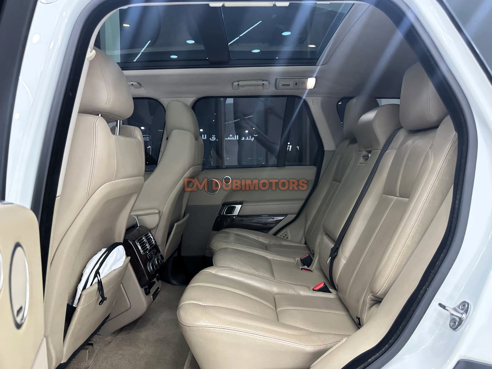 2016 Land Rover Range Rover Vogue SE Supercharged for Sale in Abu Dhabi, photo 7 of 14