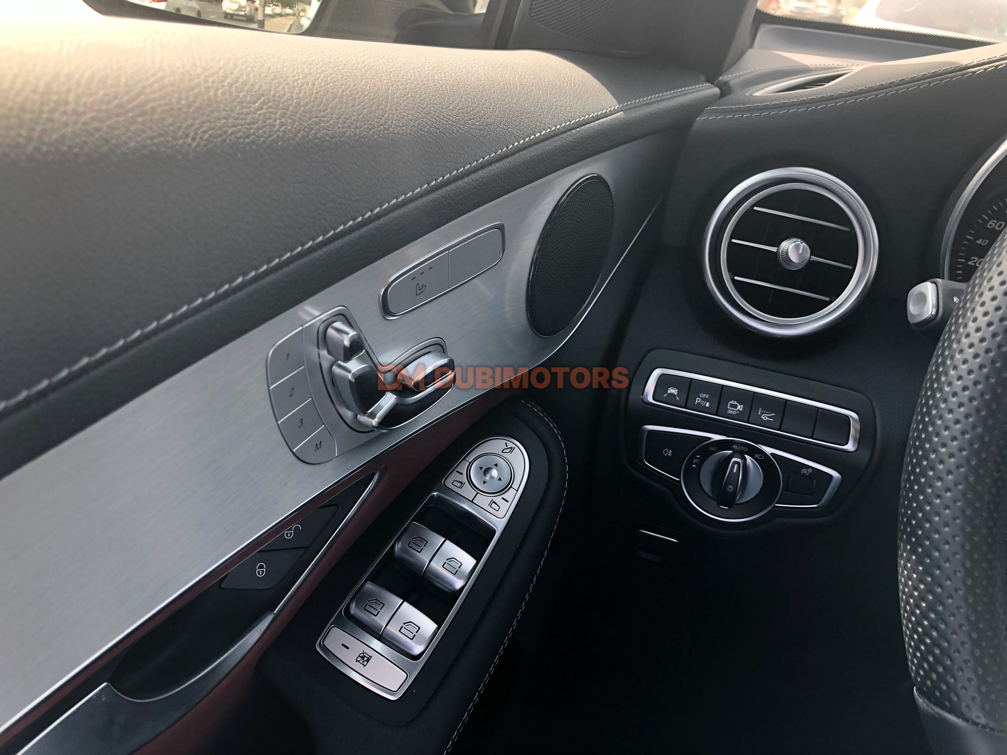 2018 Mercedes-Benz GLC GLC Coupe 250 for Sale in Dubai, photo 11 of 18