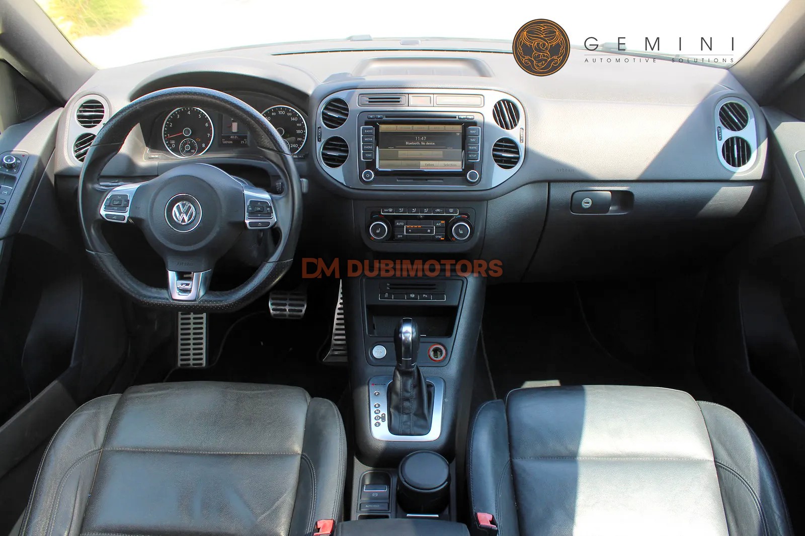 2013 Volkswagen Tiguan R-Line for Sale in Dubai, photo 11 of 16