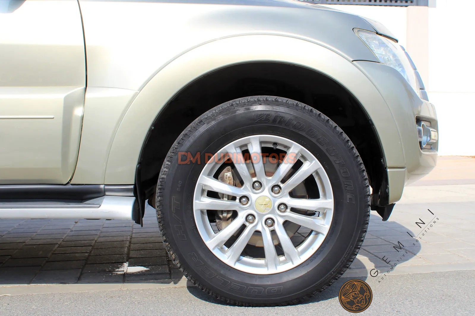 2019 Mitsubishi Pajero GLS for Sale in Dubai, photo 7 of 12