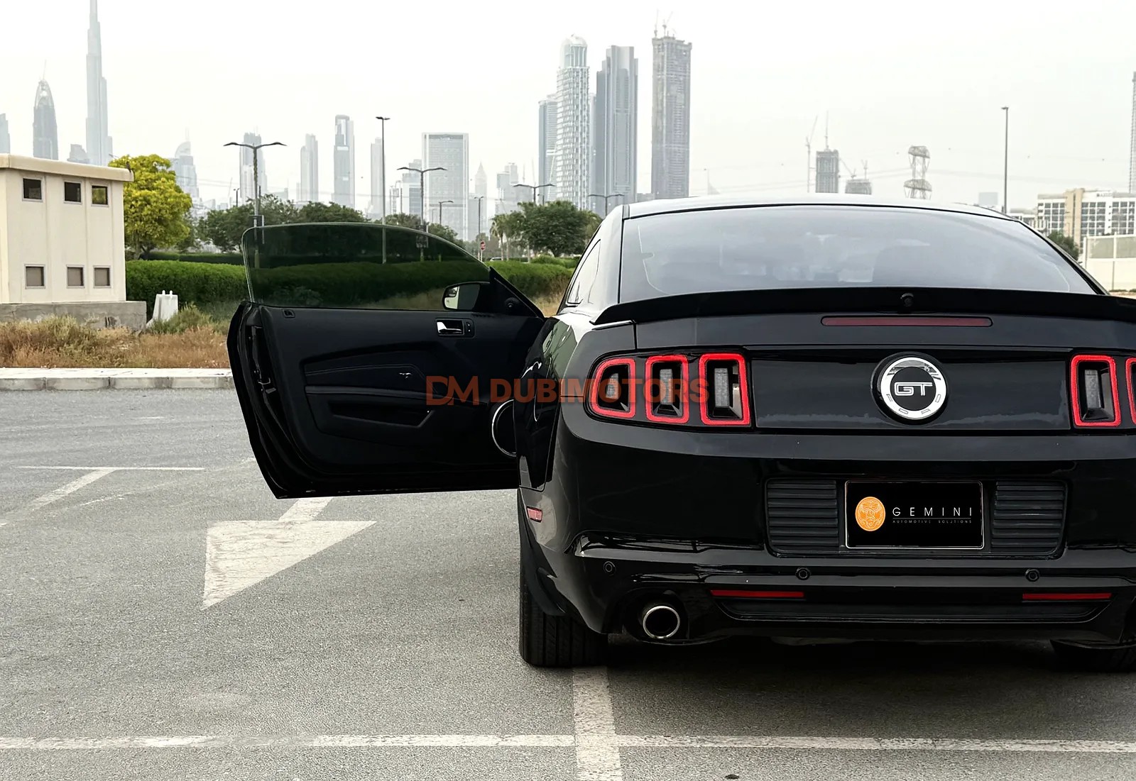 2014 Ford Mustang GT for Sale in Dubai, photo 7 of 13