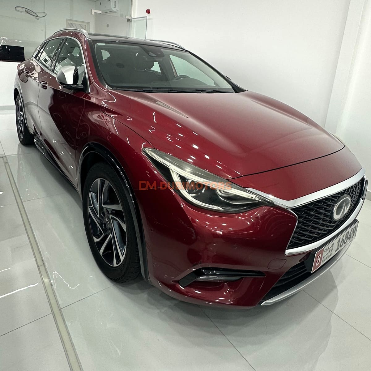 2019 Infiniti Q30 Sport for Sale in Abu Dhabi, photo 2 of 15