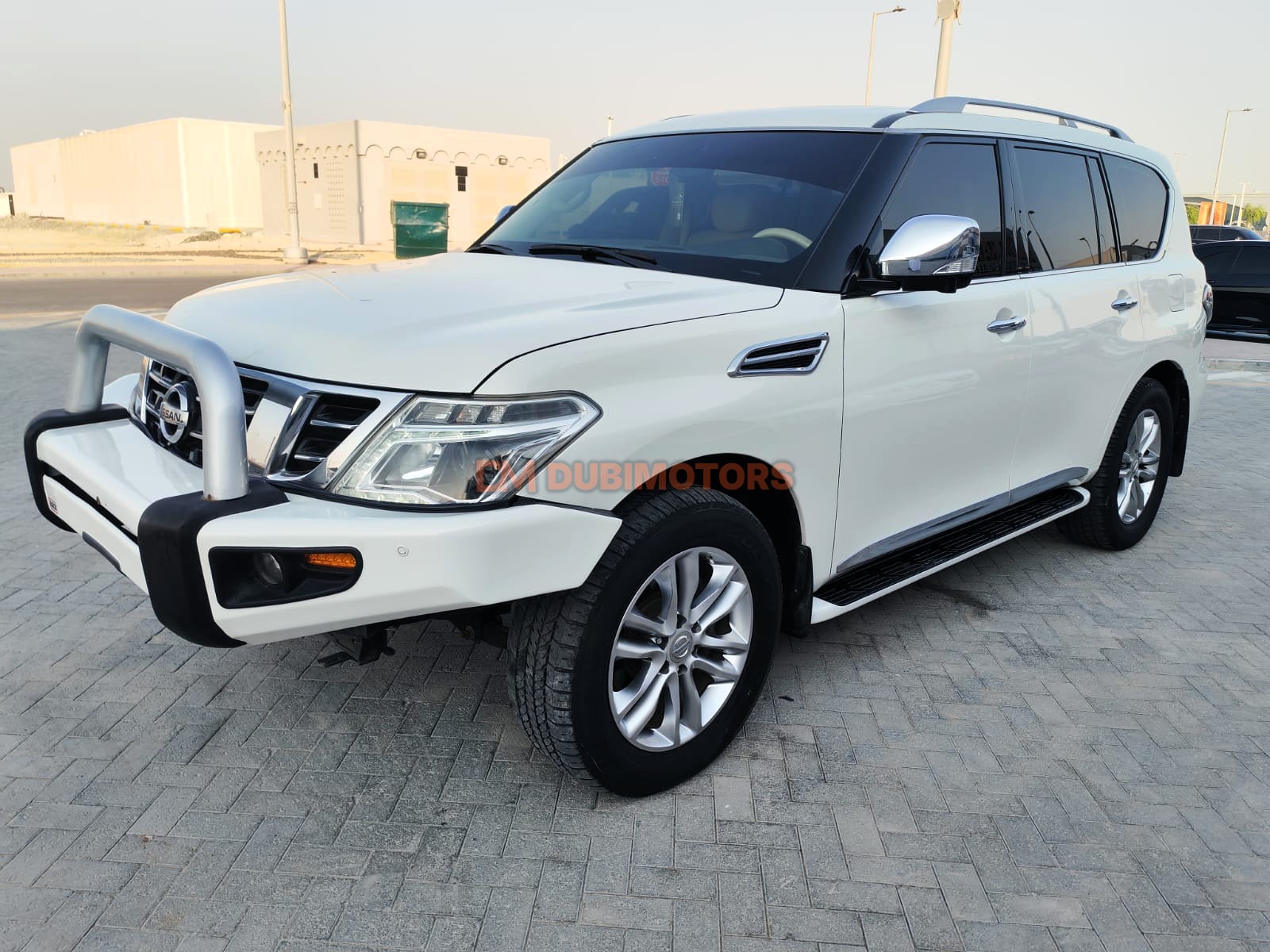 2011 Nissan Patrol LE for Sale in Abu Dhabi, photo 5 of 19