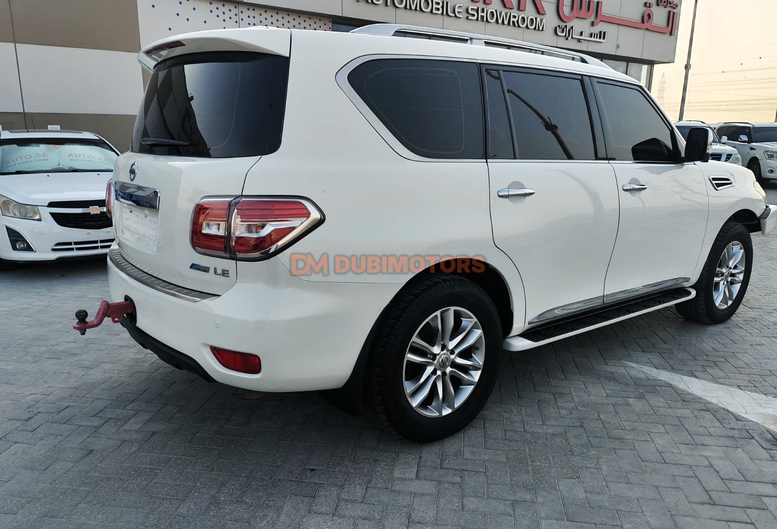2011 Nissan Patrol LE for Sale in Abu Dhabi, photo 6 of 19