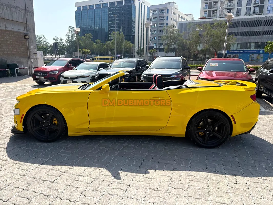 2020 Chevrolet Camaro ZL1 for Sale in Dubai, photo 5 of 15