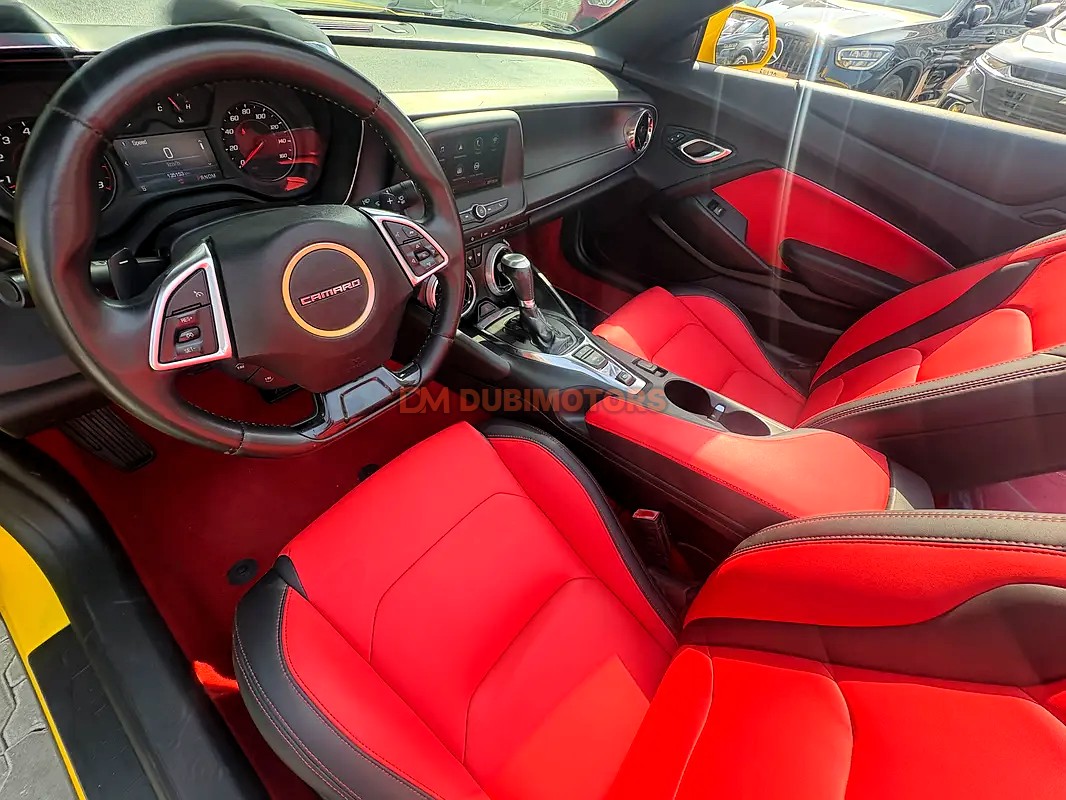 2020 Chevrolet Camaro ZL1 for Sale in Dubai, photo 13 of 15