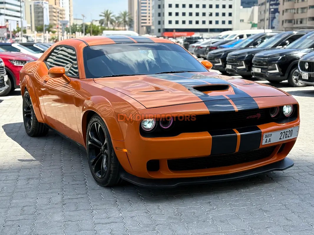 2021 Dodge Challenger R/T for Sale in Dubai, photo 9 of 14