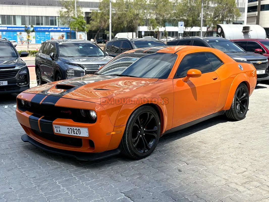 2021 Dodge Challenger R/T for Sale in Dubai, photo 3 of 14