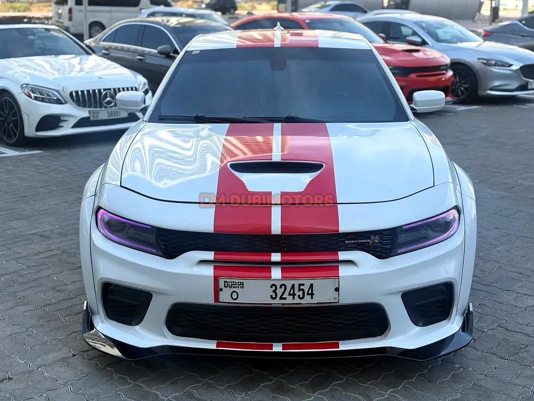 2021 Dodge Charger Scat Pack for Sale in Dubai, photo 3 of 12