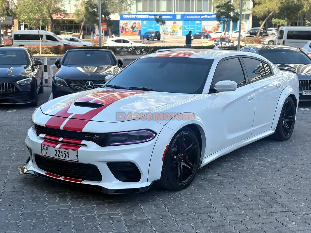 2021 Dodge Charger Scat Pack for Sale in Dubai, photo 4 of 12