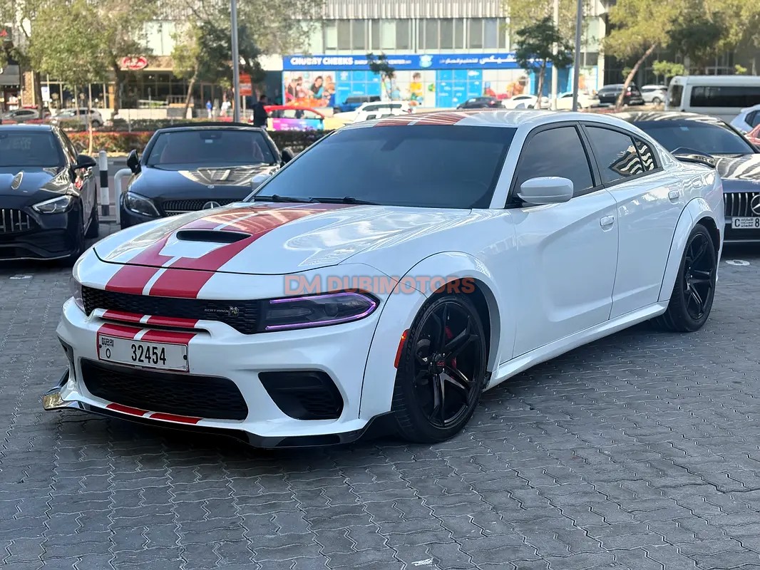 2021 Dodge Charger Scat Pack for Sale in Dubai, photo 6 of 12
