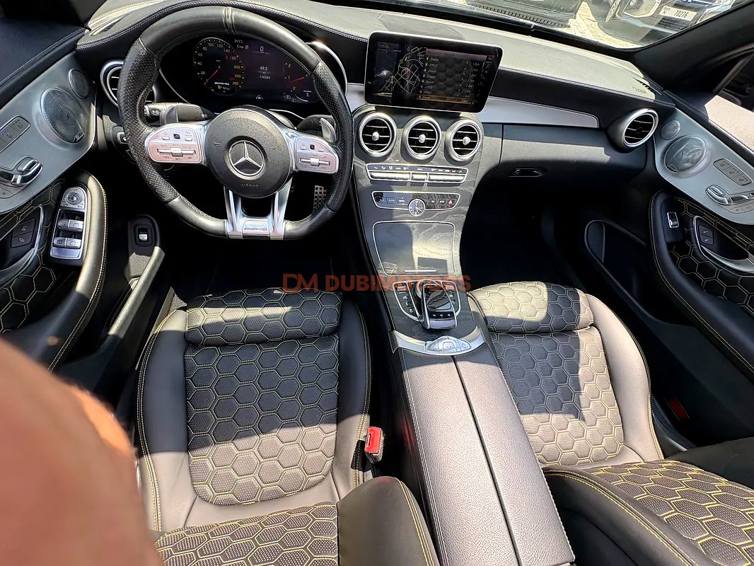 2020 Mercedes-Benz C-Class C 43 AMG for Sale in Dubai, photo 12 of 17