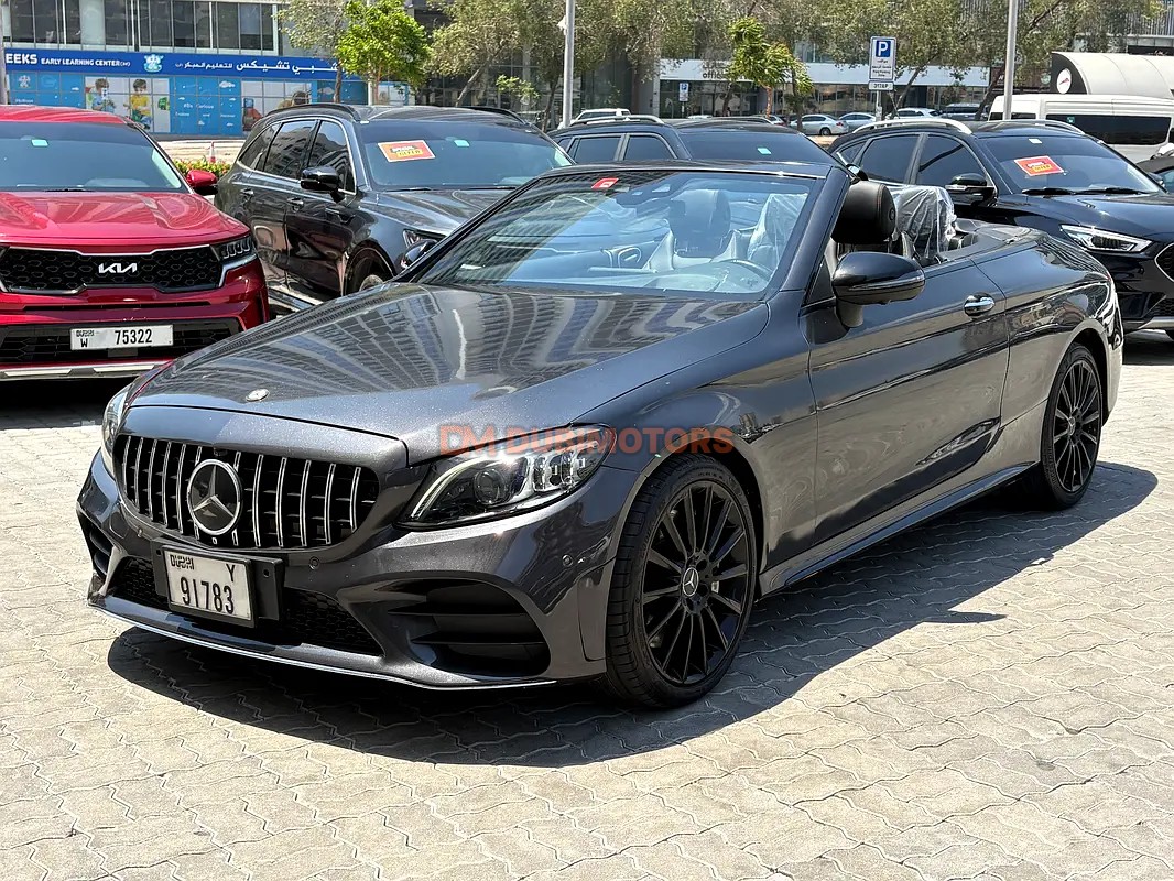 2020 Mercedes-Benz C-Class C 43 AMG for Sale in Dubai, photo 4 of 17