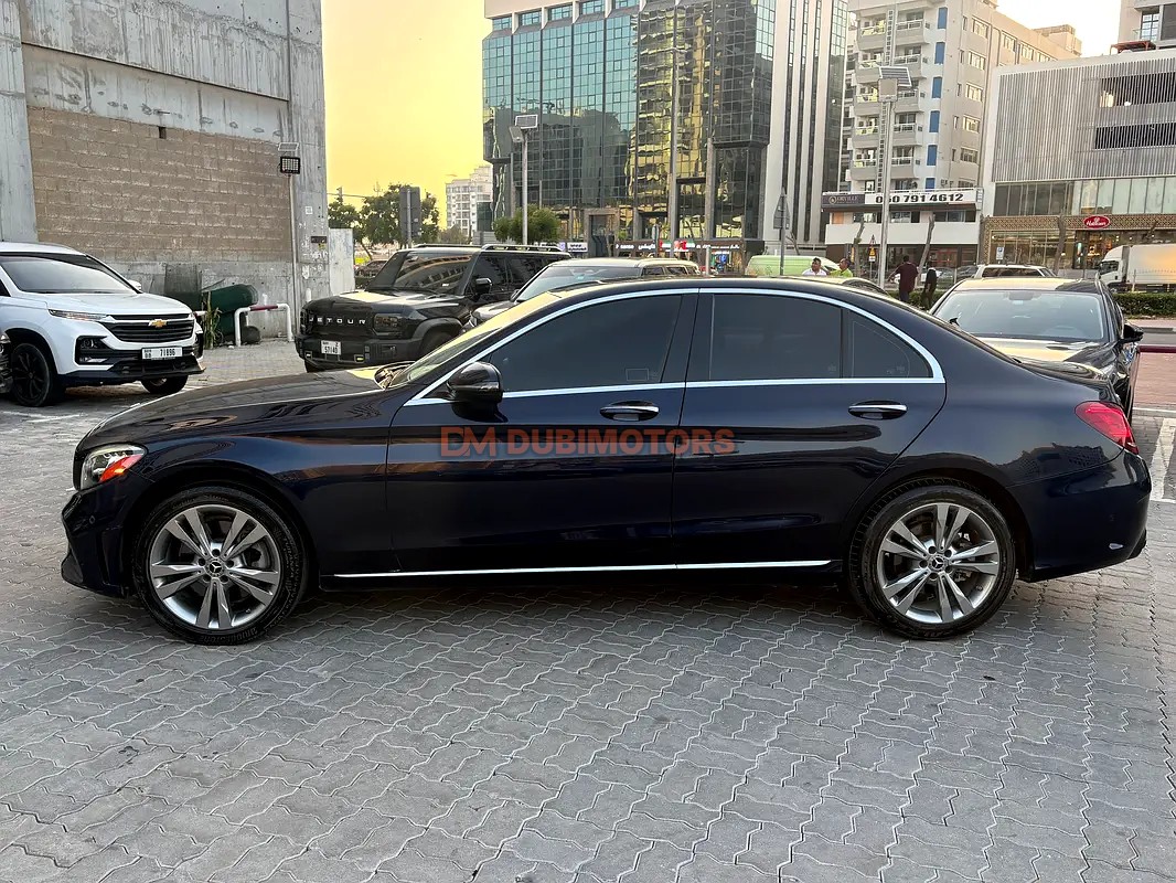 2020 Mercedes-Benz C-Class C 300 for Sale in Dubai, photo 3 of 16