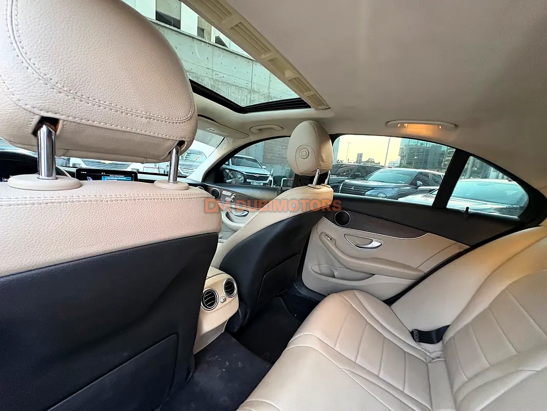 2020 Mercedes-Benz C-Class C 300 for Sale in Dubai, photo 15 of 16