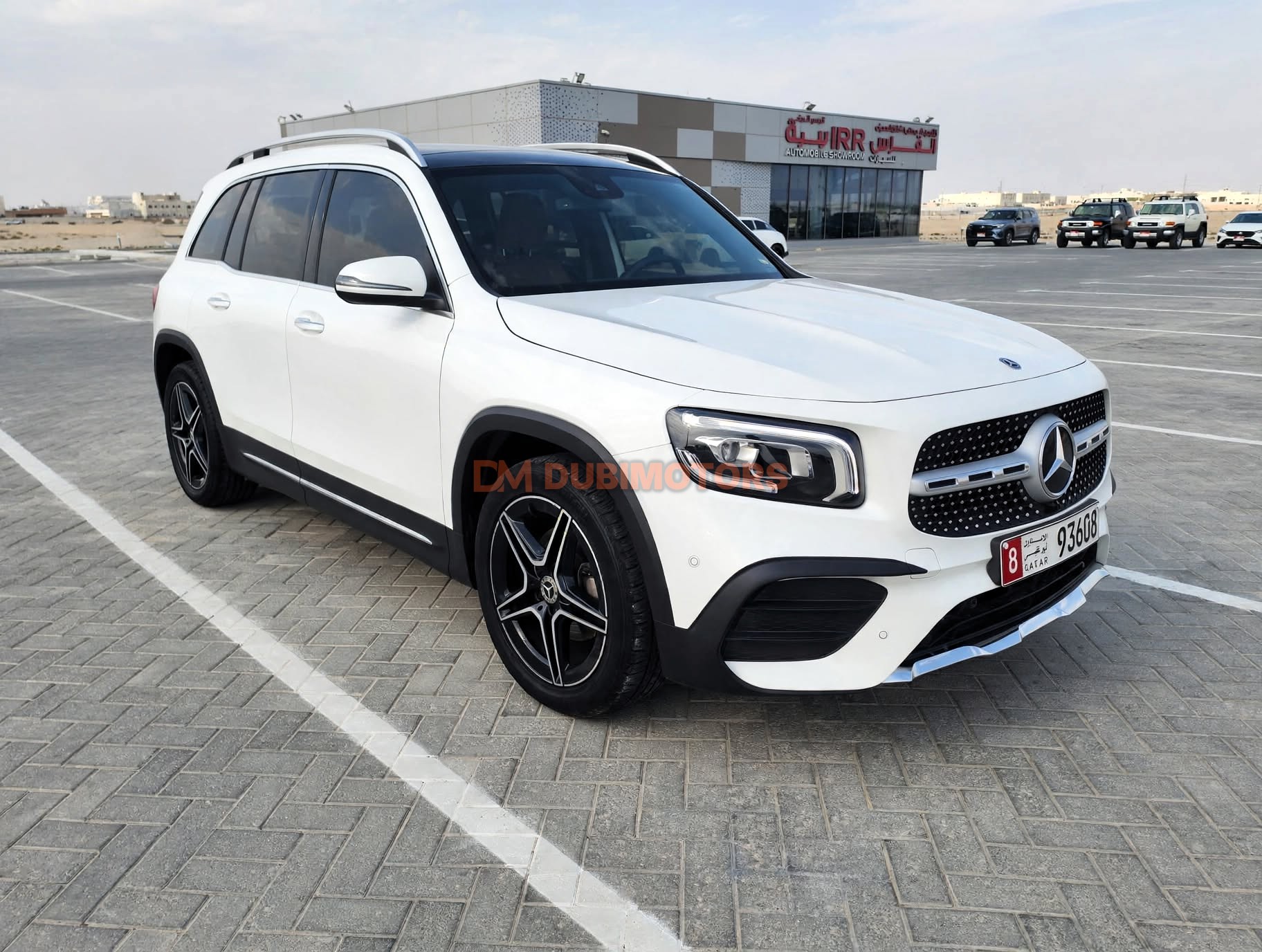 2021 Mercedes-Benz GLB GLB 200 for Sale in Abu Dhabi, photo 1 of 19