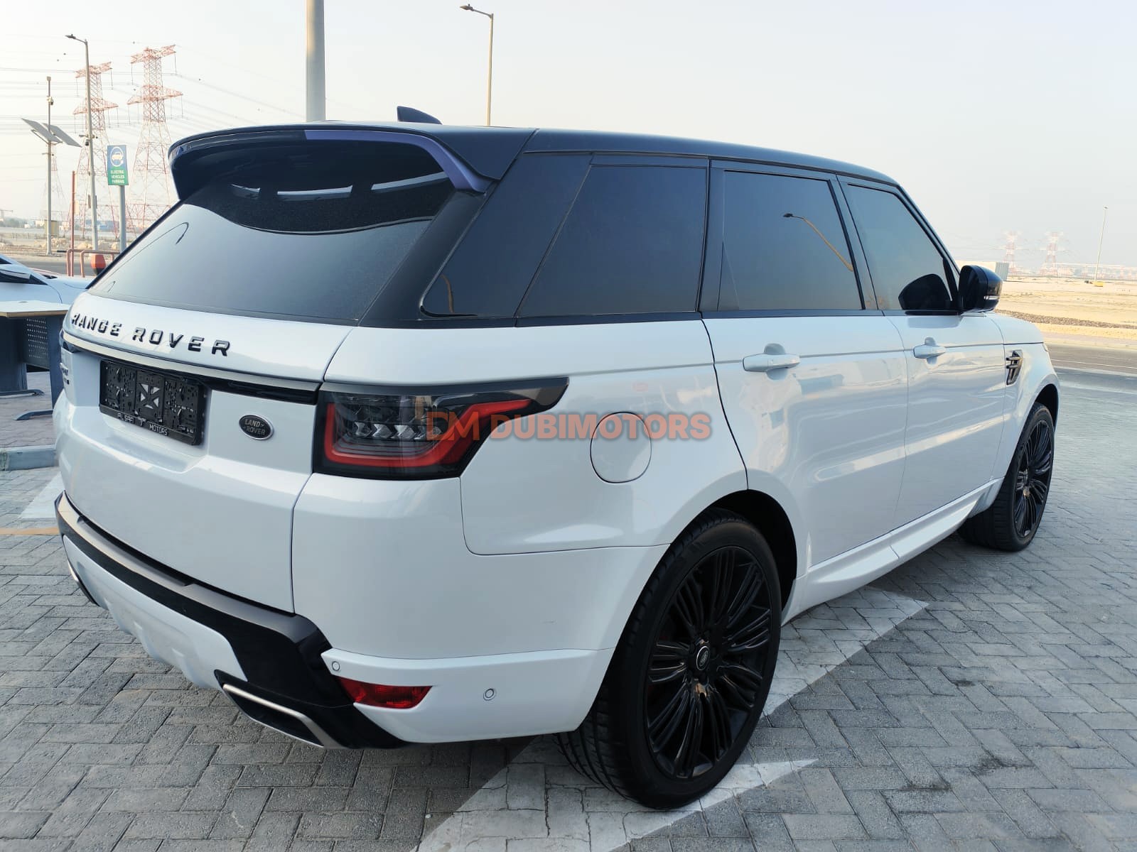 2021 Land Rover Range Rover Sport HSE for Sale in Abu Dhabi, photo 2 of 20