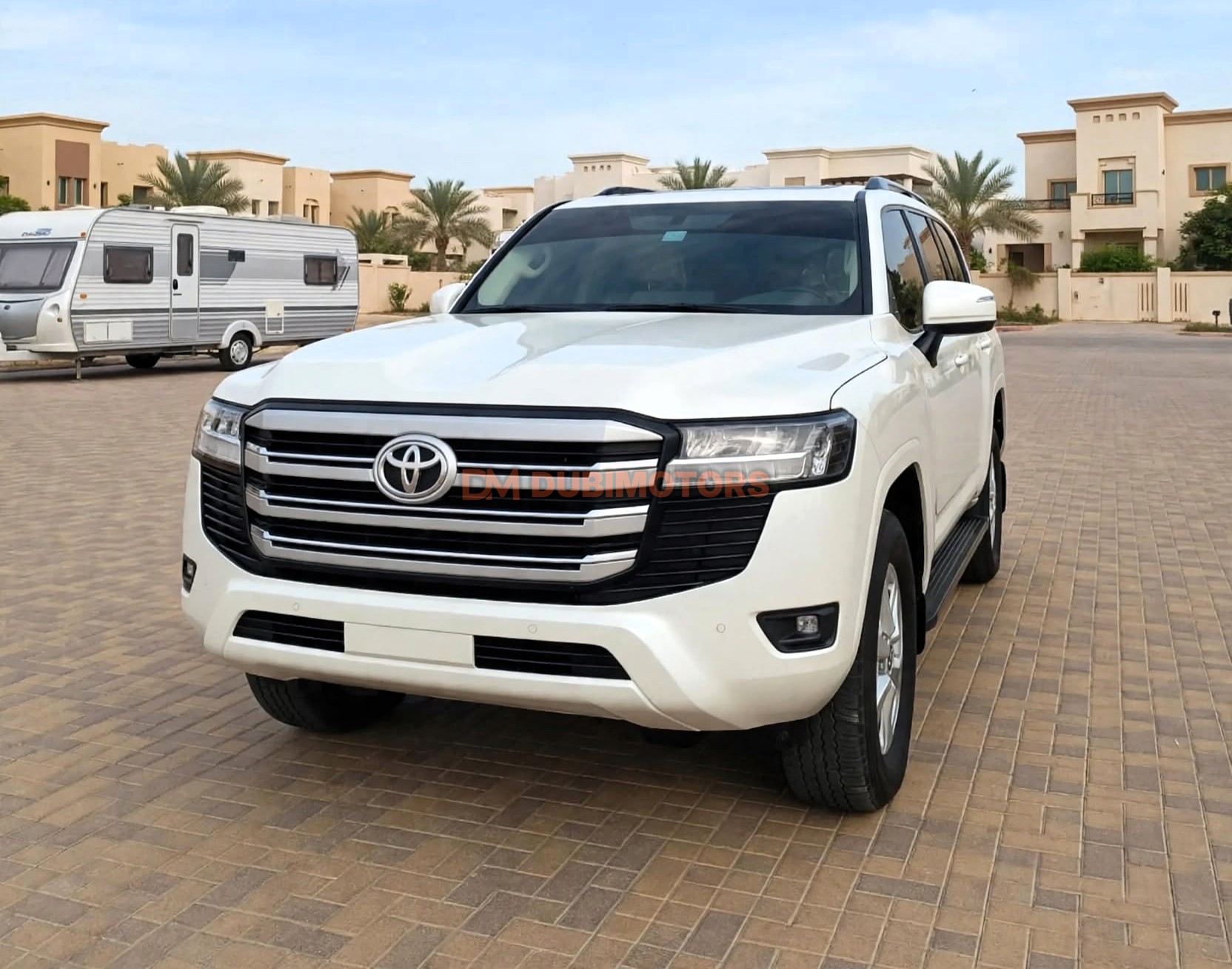 2025 Toyota Land Cruiser EXR for Sale in Abu Dhabi, photo 13 of 14