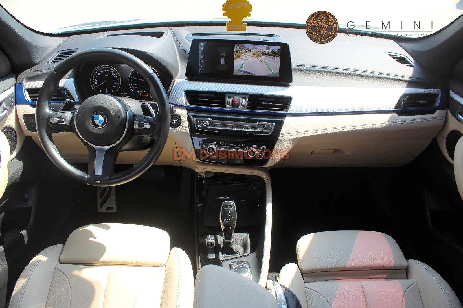 2021 BMW X1 sDrive20i for Sale in Dubai, photo 12 of 16