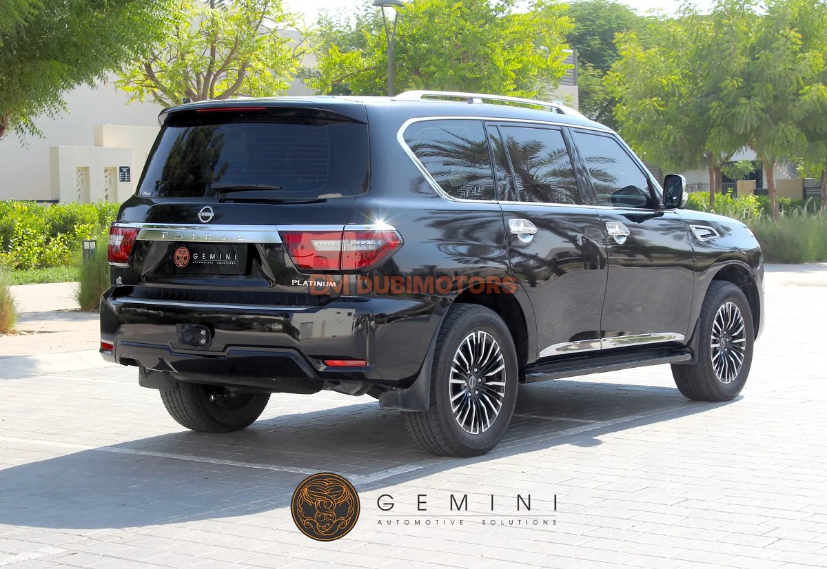 2023 Nissan Patrol Platinum for Sale in Dubai, photo 6 of 16