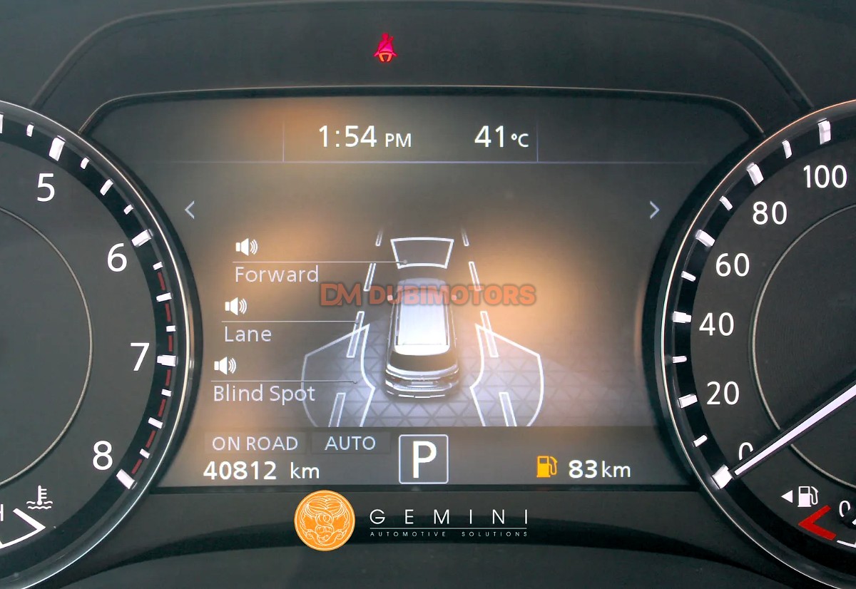 2023 Nissan Patrol Platinum for Sale in Dubai, photo 15 of 16