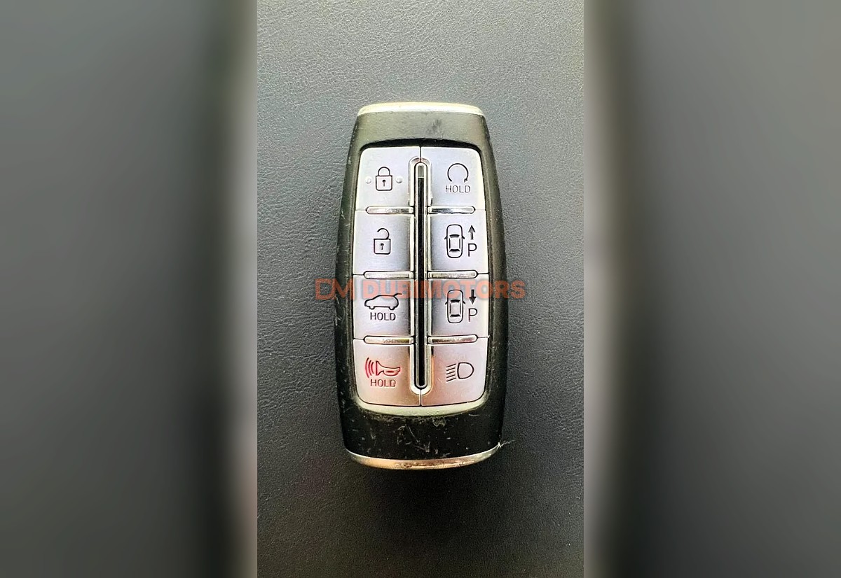 2022 Genesis GV70 Prestige for Sale in Dubai, photo 6 of 8