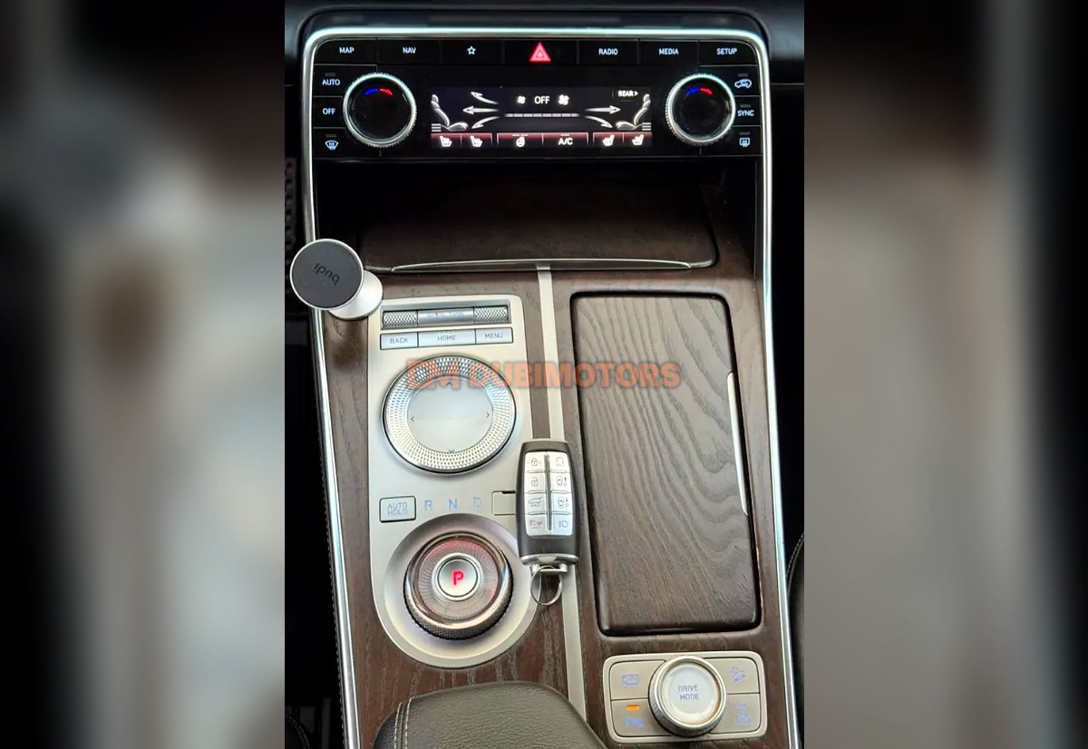 2022 Genesis GV80 3.5T for Sale in Dubai, photo 13 of 13